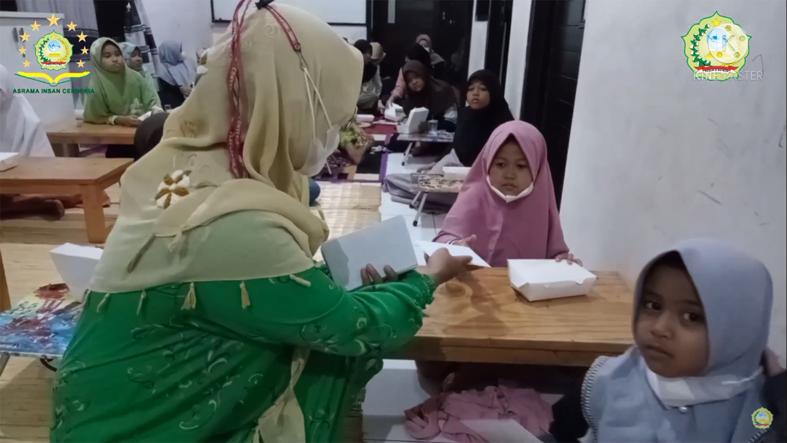 Istighosah YAMIMA bersama adik adik Yatama binaan Yayasan Mi’raj Mulia di sertai Santunan